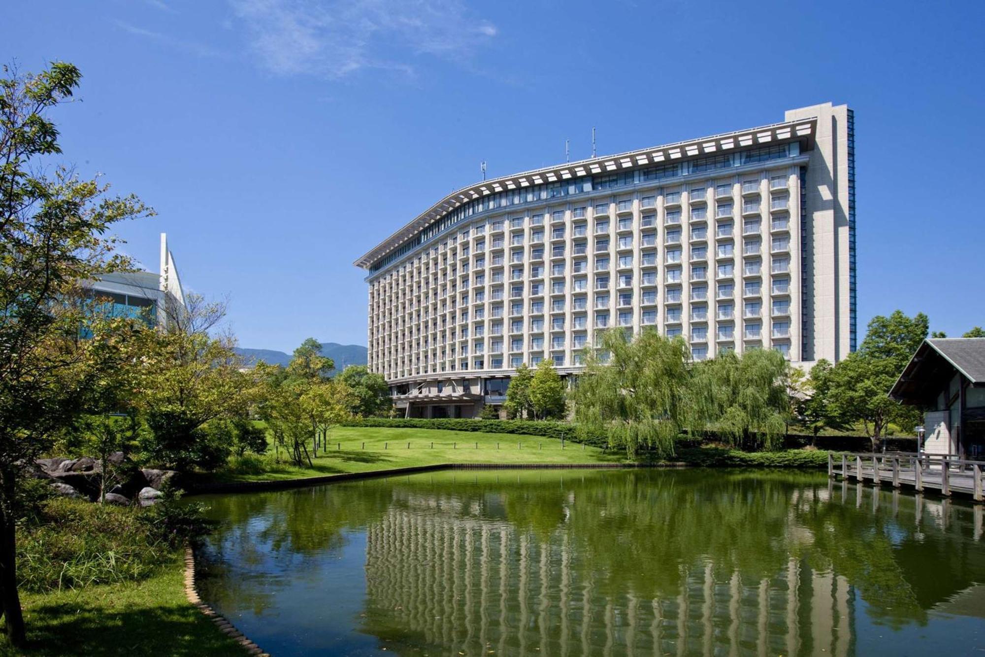 Hilton Odawara Resort & Spa Екстер'єр фото